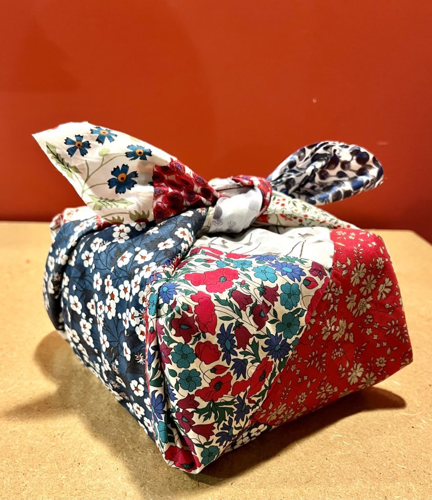 FUROSHIKI